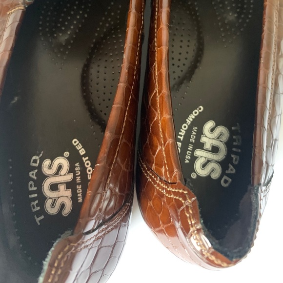 SAS Tripad Comfort Slip On Brown Leather Loafers - Picture 2 of 7